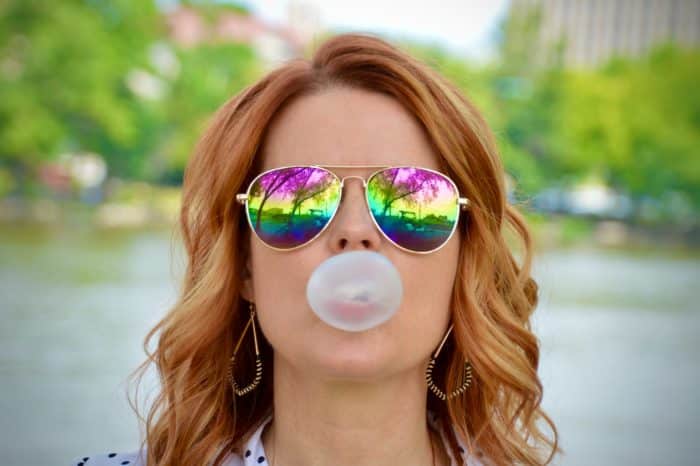 Sugar-free gum might not cause cavities, but that doesn’t mean it’s always good for your dental health. In this post, we explain when chewing gum is bad for your teeth and when it’s not.