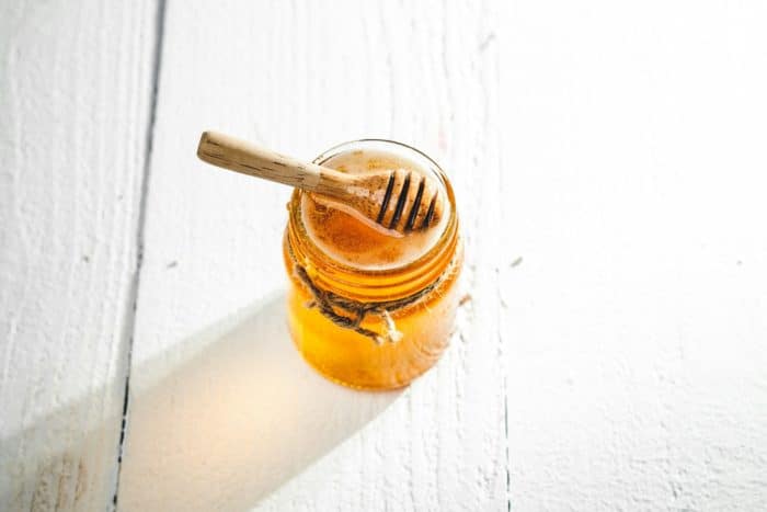 Honey is an ancient medicine that can help your body resist infections, heal wounds, and even relieve pain. Here’s how to use it to make a natural dry socket remedy.